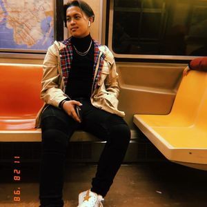 Meet your Posher, Nicholas